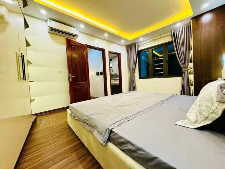 Bán nhà Lê Trọng Tấn- Hà Đông PHÂN LÔ – Ô TÔ- THANG MÁY 35mx 5 tầng 7.2 tỷ.