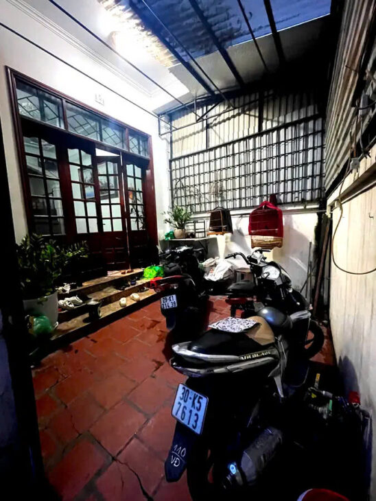 BÁN NHÀ RIÊNG PHỐ THƯỢNG THANH- LONG BIÊN 65M2, 3 TẦNG,MT 4M,5.6 TỶ.