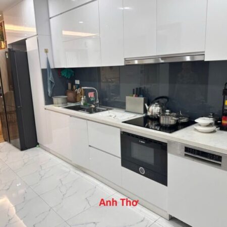 Cho thuê căn hộ chung cư 2PN tại tòa MHDI Full nội thất