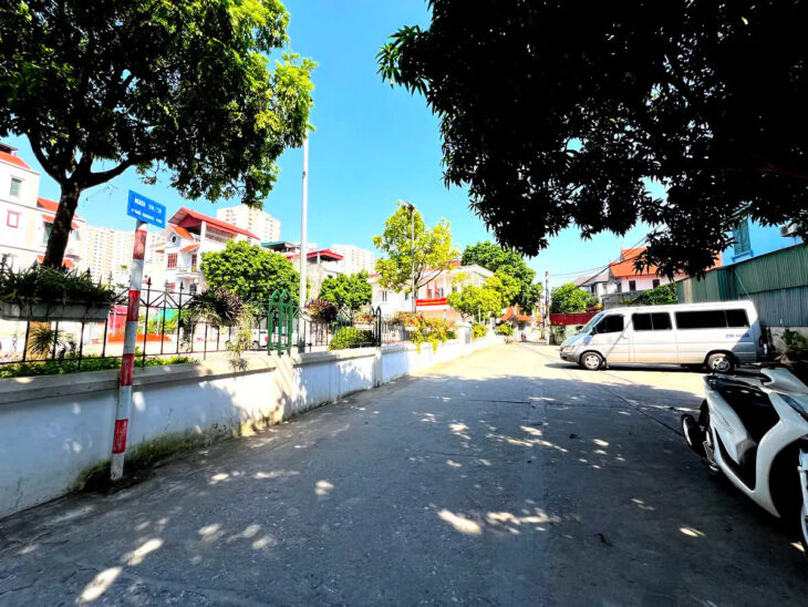 BÁN NHÀ PHỐ NGỌC TRÌ- LONG BIÊN 50M2, 4 TẦNG, MT4.2M, 7.2 TỶ.Ô TÔ ĐỖ CỦA.