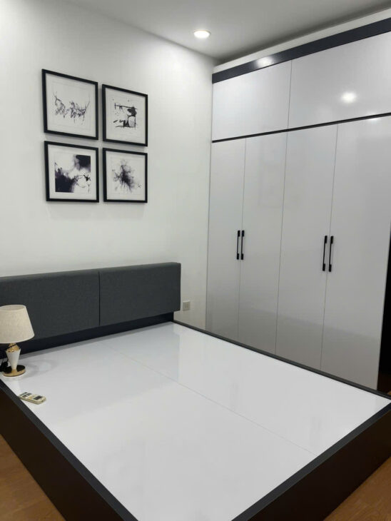 Bán căn hộ tòa B Hồ Gươm Plaza 76m2 2 ngủ full đồ sổ đỏ đầy đủ giá 4,9 tỷ
