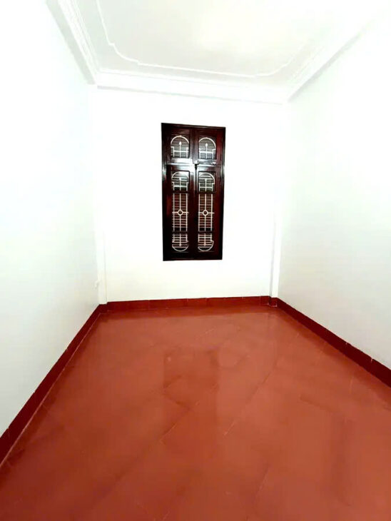 BÁN NHÀ RIÊNG KHU PHÂN LÔ QUÂN ĐỘI Ô TÔ ĐỖ CỬA.36M2, 5 TẦNG, MT 3M,6.5 TỶ.