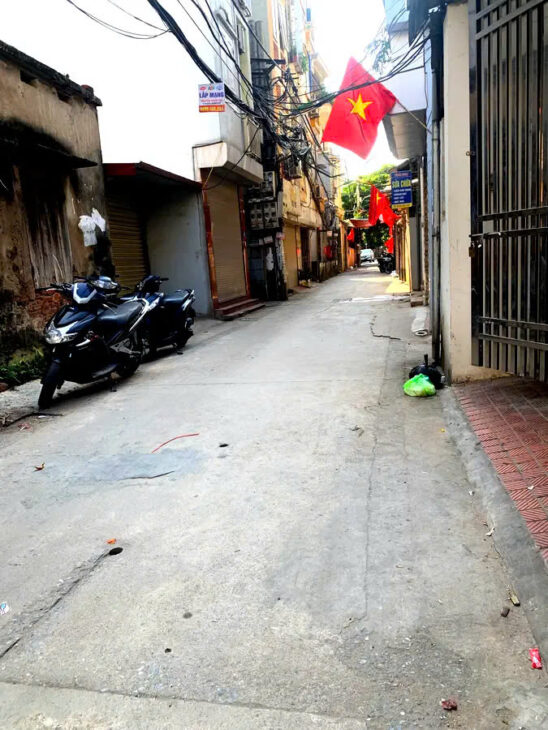 BÁN NHÀ PHỐ NGỌC THỤY-LONG BIÊN 30M2,2 TẦNG, MT 3.2M, 6.25 TỶ.MẶT NGÕ Ô TÔ.