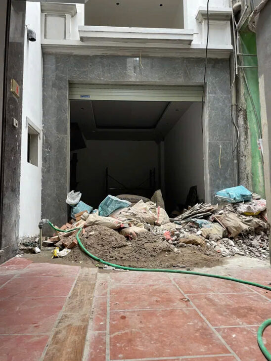 BÁN NHÀ MỚI ĐẸP PHỐ HUỲNH TẤN PHÁT- LONG BIÊN, 33M2, 5 TẦNG, MẶT TIỀN 5M, 5.55 TỶ.