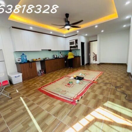 VIEW ĐH THƯƠNG MẠI – NGÕ THÔNG KINH DOANH – THANG MÁY – MẶT NGÕ RỘNG THOÁNG – 50M OTO TRÁNH – NHÀ