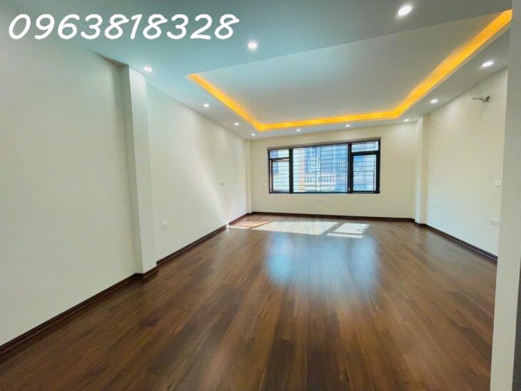 VIEW ĐH THƯƠNG MẠI – NGÕ THÔNG KINH DOANH – THANG MÁY – MẶT NGÕ RỘNG THOÁNG – 50M OTO TRÁNH – NHÀ