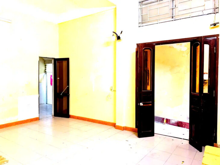 NGỌC THỤY NHÀ ĐẸP 58/65M2, 3 TẦNG, MT 6.8M,5.7 TỶ, VIEW VƯỜN HOA.