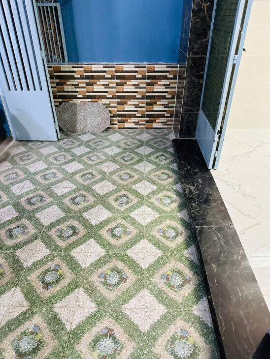 SÁT MẶT TIỀN Q4 NGANG 4 DÀI 11,59 ĐÚC BÊ TÔNG 2 TẤM CÓ 3 TỶ