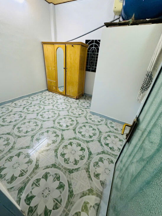 SÁT MẶT TIỀN Q4 NGANG 4 DÀI 11,59 ĐÚC BÊ TÔNG 2 TẤM CÓ 3 TỶ