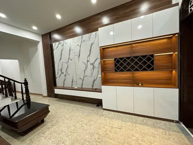 NHÀ MỚI- ĐẸP- Ở LUÔN PHỐ NGỌC THỤY- LONG BIÊN, 36M2, 4 TẦNG,MT 3.5M,7.05 TỶ.