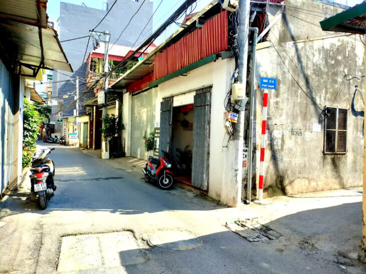 BÁN NHÀ MỚI- ĐẸP PHỐ TRẠM- LONG BIÊN, 31M2, 5 TẦNG, MT 5.7M, 5.6 TỶ.