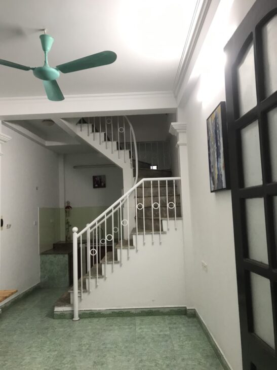 NHÀ ĐẸP – Ở NGAY – NGÕ THÔNG RA HỒ TÂY . Giá 5 tỷ 9