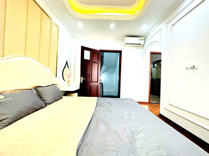 NHÀ ĐẸP Ô TÔ ĐỖ CỬA PHỐ HOÀNG HOA THÁM- BA ĐÌNH,46M2, 5 TẦNG, MT 6.1M, 9.6 TỶ.