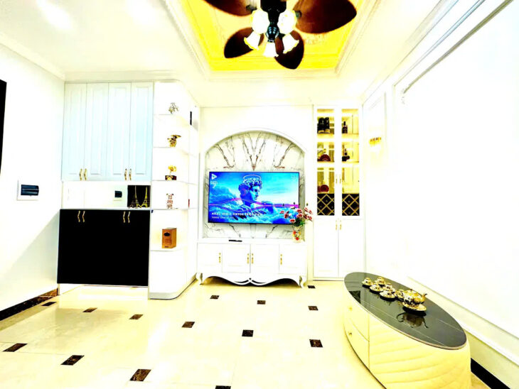 NHÀ ĐẸP Ô TÔ ĐỖ CỬA PHỐ HOÀNG HOA THÁM- BA ĐÌNH,46M2, 5 TẦNG, MT 6.1M, 9.6 TỶ.