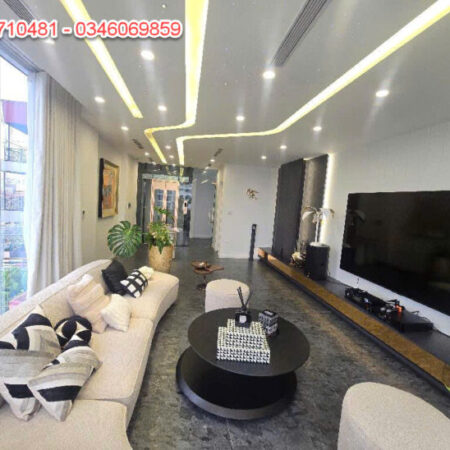 Chính chủ bán siêu phẩm nhà mặt tiền Đội Cấn, view hồ