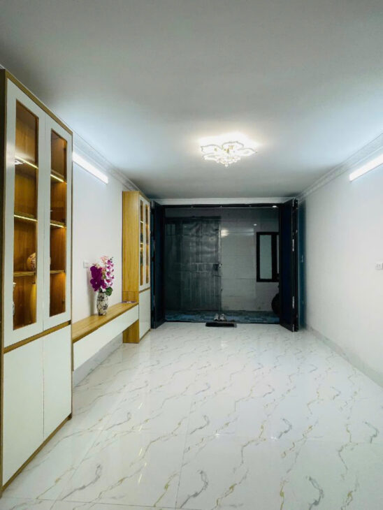 NHÀ PHỐ KHƯƠNG TRUNG – Ở LUÔN – NHÀ 4 TẦNG- 3,6M MẶT TIỀN -NỘI THẤT MỚI ĐẸP – GIÁ CHỈ NHỈNH 5T