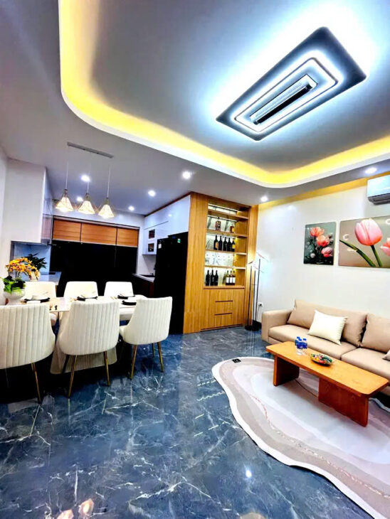 NHÀ PHỐ NGÔ GAI TỰ- LONG BIÊN,7 TẦNG- THANG MÁY- Ô TÔ VÀO NHÀ,48M2, 9.8 TỶ.
