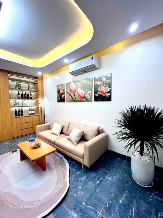 NHÀ PHỐ NGÔ GAI TỰ- LONG BIÊN,7 TẦNG- THANG MÁY- Ô TÔ VÀO NHÀ,48M2, 9.8 TỶ.