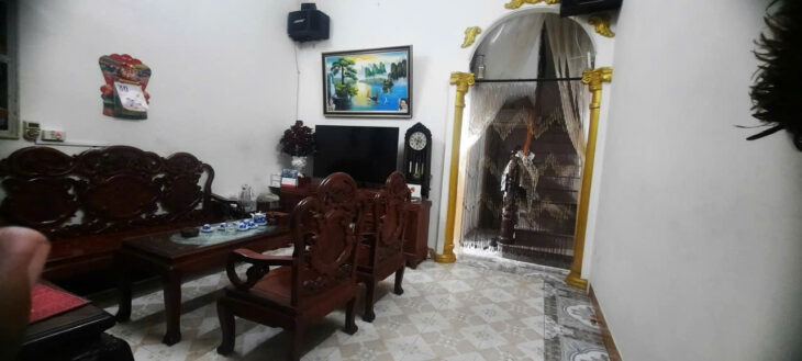 với nhỉnh 13 tỏi sở hữu 81m2 phân lô , vỉa hè , oto tránh tại trung tâm Hà Đông .gần sát công