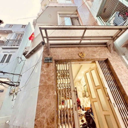 Bán nhà phố chính chủ vị trí đẹp trung tâm quận 1 Bán nhà phố chính chủ vị trí đẹp trung tâm quận 1