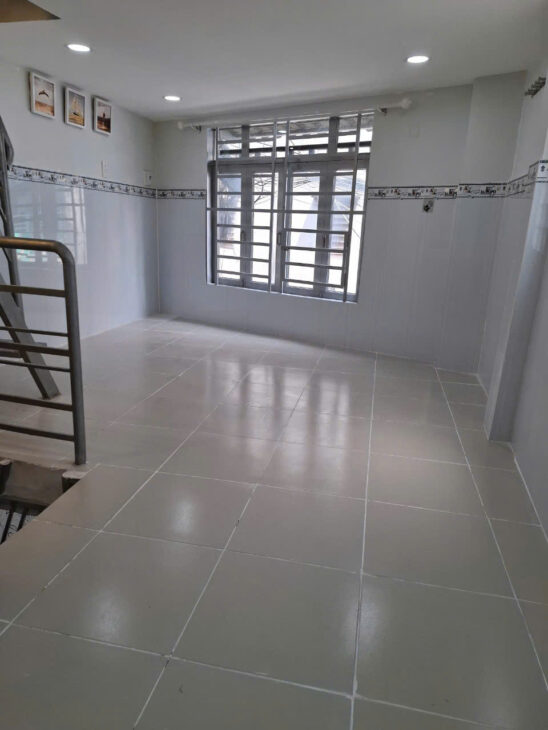 Sát mặt tiền xe hơi ????Q4 Ngang 3 Dài 7 Đúc 3 tấm HƠN 2 TỶ Q4