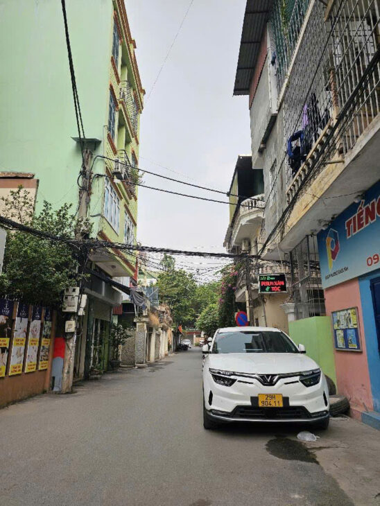 BÁ.N NHÀ PHÂN LÔ NGUYỄN TRÃI, THANH XUÂN – Chỉ vài chục mét ra mặt phố Nguyễn Trãi – Ô tô tải tránh