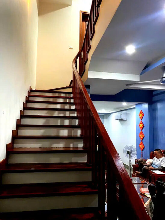 Bán nhà 6 tầng, 37m², 4PN,Phố Nguyễn Văn Linh, Thạch Bàn, Long Biên – 6.9 tỷ- thang máy.