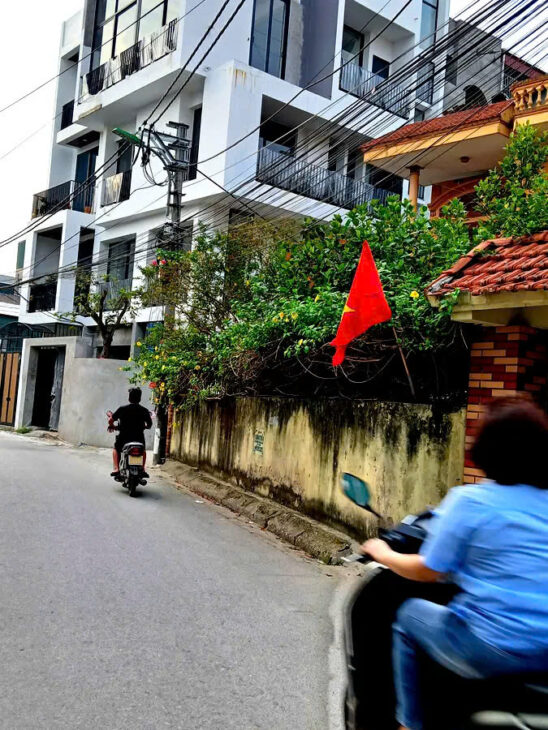 Bán nhà 6 tầng, 37m², 4PN,Phố Nguyễn Văn Linh, Thạch Bàn, Long Biên – 6.9 tỷ- thang máy.