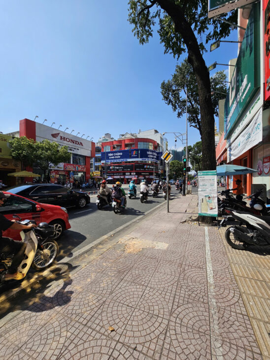 SÁT MẶT TIỀN KHÁNH HỘI Q4 XE HƠI NGAY NHÀ HƠN 2 TỶ