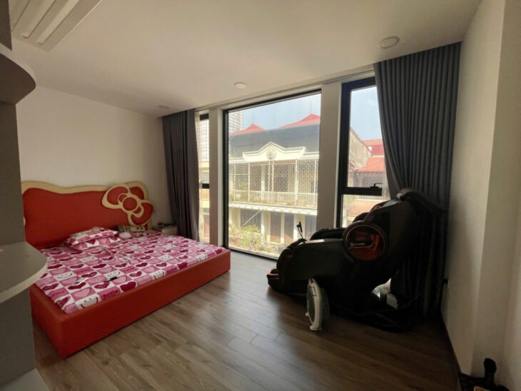 Bán siêu phẩm phân lô kim đồng nhà 7 tầng thang máy long lanh vỉa hè ô tô kinh doanh đống đa