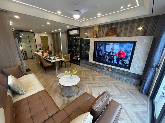 Bán nhà 48m²,6 tầng, Ngô Gia Tự, Ngọc Lâm, Long Biên – 13.2 tỷ.Ô tô 7 chỗ vào nhà.