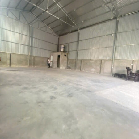 Cần cho thuê kho 150m xe 10 tấn đỗ cửa Thanh Trì, giá chỉ 6tr/tháng