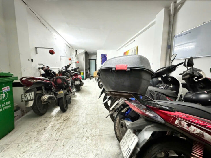 Bán nhà Phố Lụa Hà Đông, DT 50m2, MT 10m, Ô Tô vòng quanh, Giá 11 tỷ