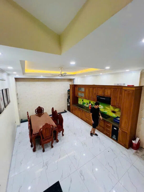 Bán nhà 79m2, 5 tầng, 4PN, ngõ Hoàng Như Tiếp, Bồ Đề, Long Biên – 18 tỷ