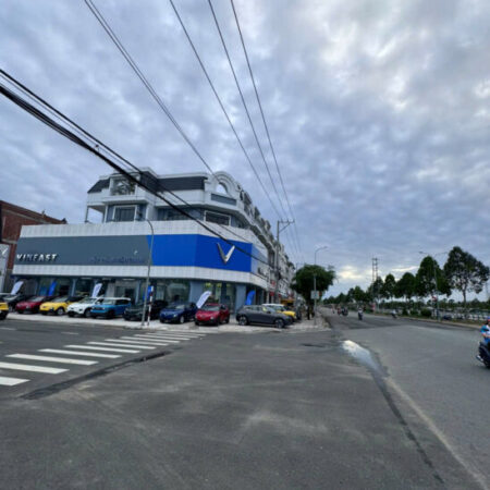 Kẹt Tiền Cần Bán Gấp Lô 5×20 Giá 4,4 Tỷ Tại Đường Trần Hưng Đạo,Khu Vực 3,Phường V,TP Vị Thanh,Hậu