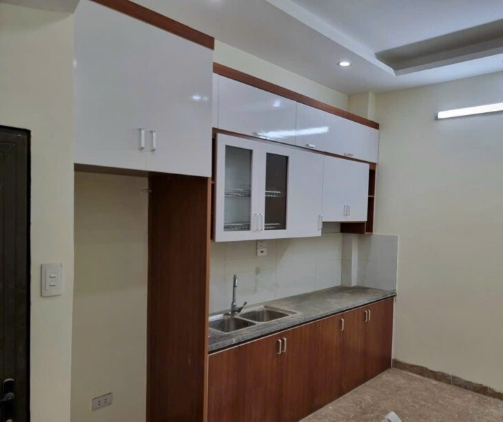 NHÀ DÂN XÂY HIẾM PHỐ NGÔ QUYỀN-36M2, Ô TÔ ĐỖ CỬA, MẶT TIỀN KINH DOANH, NHỈNH 6 TỶ