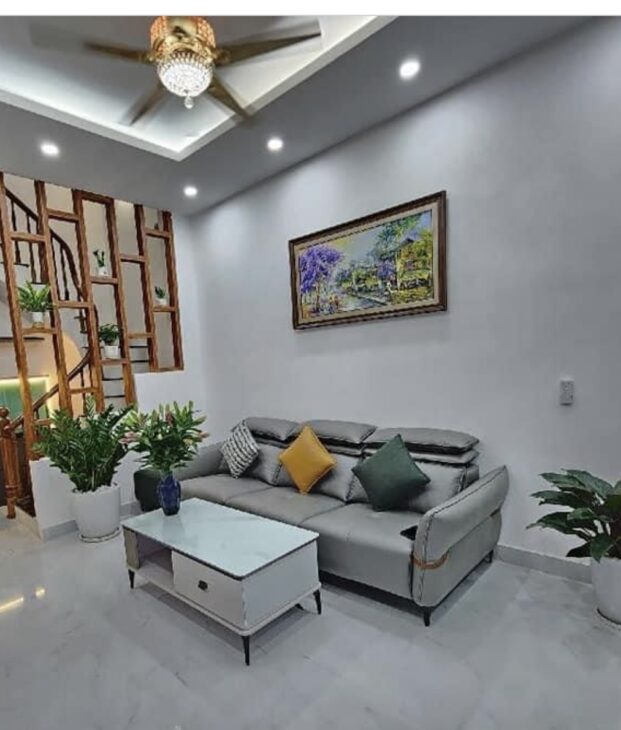 BÁN NHÀ ĐẸP PHÂN LÔ LA KHÊ 35M2, VƯỢNG KHÍ, Ô TÔ ĐỖ CẢ NGÀY LẪN ĐÊM, CHỈ 7.3TỶ