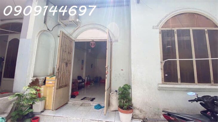 Cần Bán gấp Nhà 1,5 tầng đường TÂN THỚI HIỆP 20, phường TTH, Q12, dt 42,1m2(6,2mx7m) Giá 2,75Tỷ Cần Bán gấp Nhà 1,5 tầng đường TÂN THỚI HIỆP 20, phường TTH, Q12, dt 42,1m2(6,2mx7m) Giá 2,75Tỷ