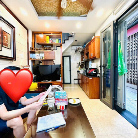 Bán nhà Hoàng Hoa Thám – Dân xây 5 tầng – Mặt tiền rộng – Nhỉnh 5 tỷ