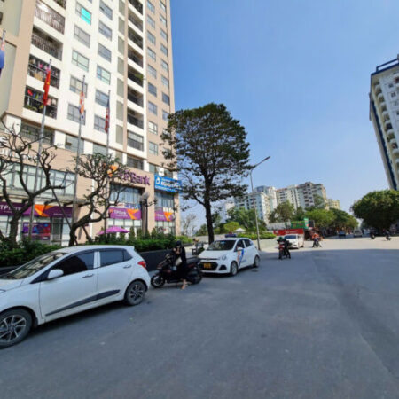 PHÂN LÔ Ô TÔ TRÁNH – 7 TẦNG THANG MÁY – VĂN PHÒNG- 17 tỷ khu Đô Thị Đại Kim 51 m, 7 tầng. Mặt tiền PHÂN LÔ Ô TÔ TRÁNH – 7 TẦNG THANG MÁY – VĂN PHÒNG- 17 tỷ khu Đô Thị Đại Kim 51 m, 7 tầng. Mặt tiền