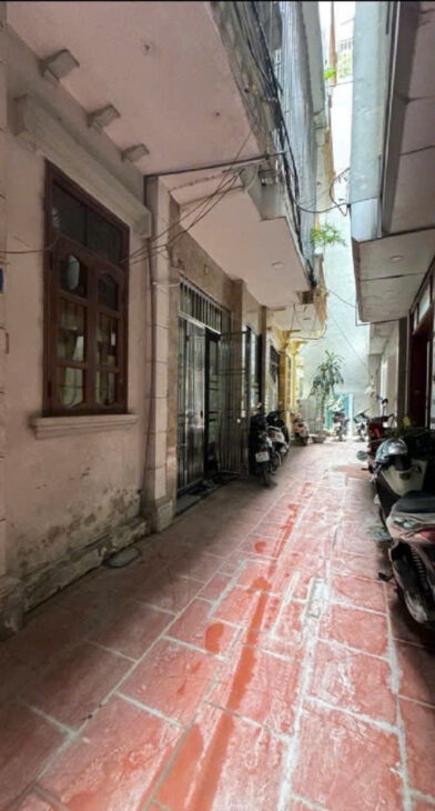 40m , Nhỉnh 7 tỷ. Bồ Đề Long Biên 4 tầng