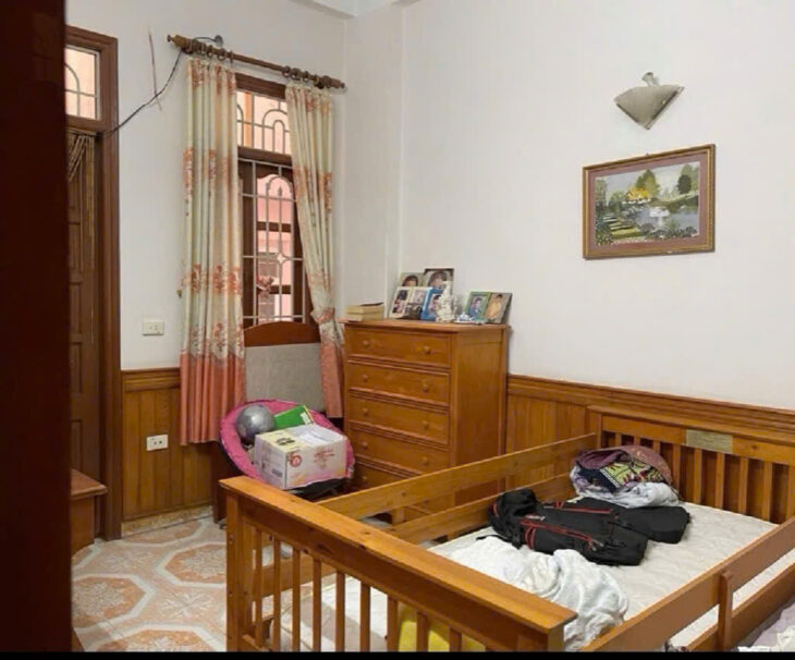 40m , Nhỉnh 7 tỷ. Bồ Đề Long Biên 4 tầng