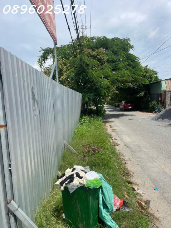 Đất đẹp 896m², 2 MT Xuân Thới Thượng 28, Hóc Môn, gần 2 chợ, giá tốt 23.5 tỷ, pháp lý đầy đủ.