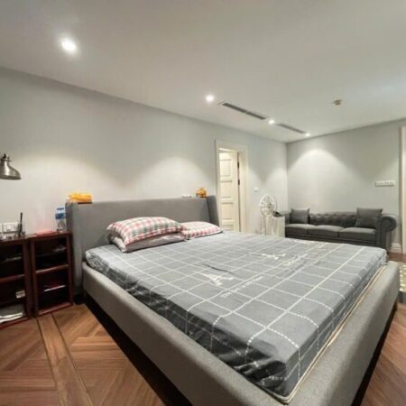 BÁN NHÀ 4 TẦNG NGHĨA ĐÔ CẦU GIẤY ÔTÔ TRÁNH KINH DOANH SẦM UẤT