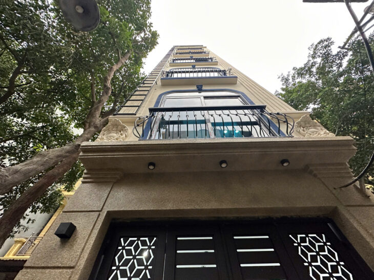 (Siêu Phẩm) Tòa Apartment 50m2 x 10P tại Đê La Thành – Dòng tiền 850 triệu/năm – Tin Thật 100%.