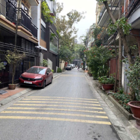 Bán 76M tam trinh tặng nhà phân lô ô tô tránh kinh doanh văn phòng hoàng mai Bán 76M tam trinh tặng nhà phân lô ô tô tránh kinh doanh văn phòng hoàng mai