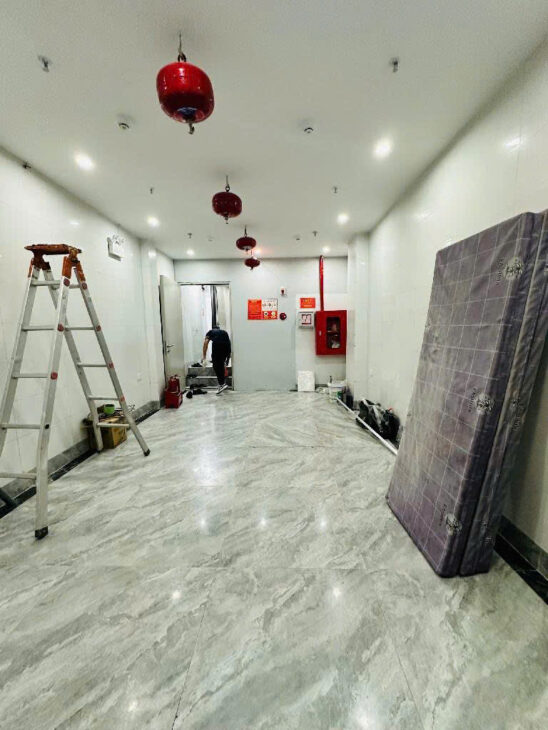 (Siêu Phẩm) Tòa Apartment 50m2 x 10P tại Đê La Thành – Dòng tiền 850 triệu/năm – Tin Thật 100%.