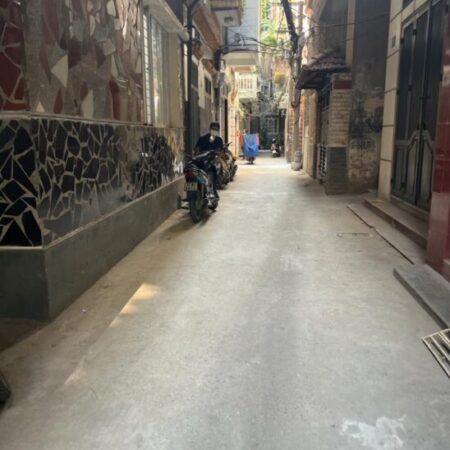 PHỐ TRUNG TÂM HÀO NAM – DT 60M2X3T – MT 5.1M – GIÁ 7.5 TỶ