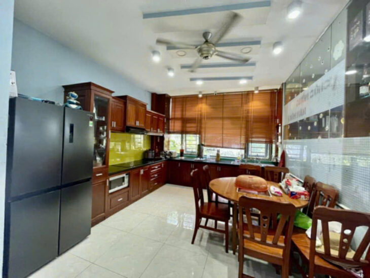Chình Chủ Bán nhà mặt tiền đường Man Thiện Trung Tâm Quận 9, TP HCM