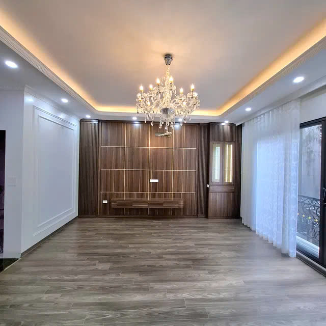 BÁN NHÀ PHỐ XUÂN LA- TÂY HỒ, 52M2, 6 TẦNG- THANG MÁY, 11.3 TỶ.